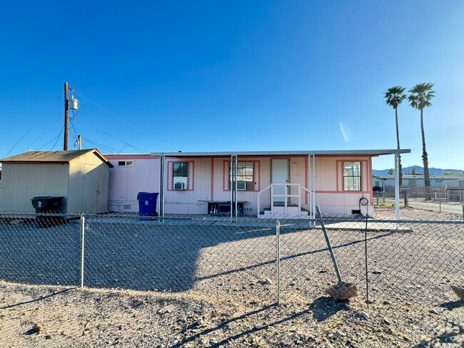 Building Photo - Charming  2 bedroom mobile