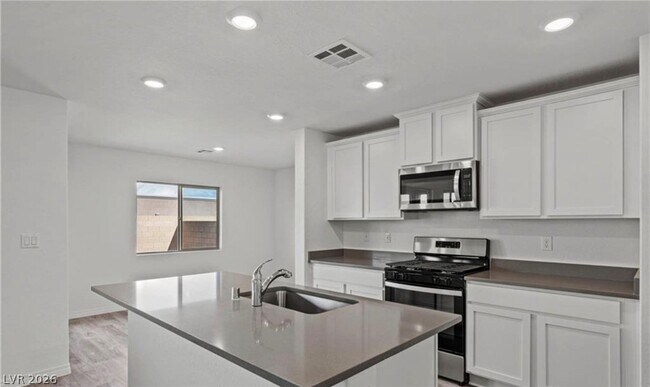 Foto del edificio - 1705 Cowboy Path Ave