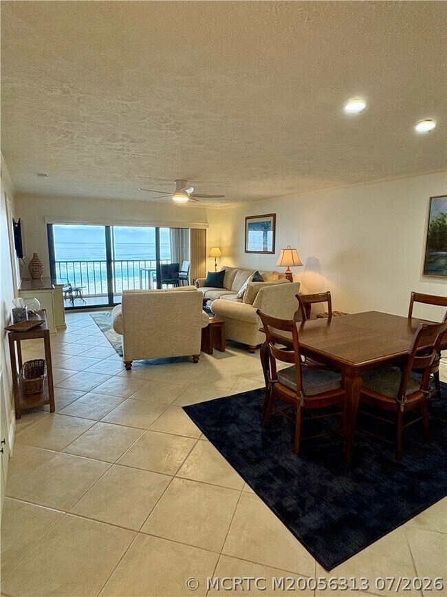 Foto del edificio - 2571 Ocean NE Blvd