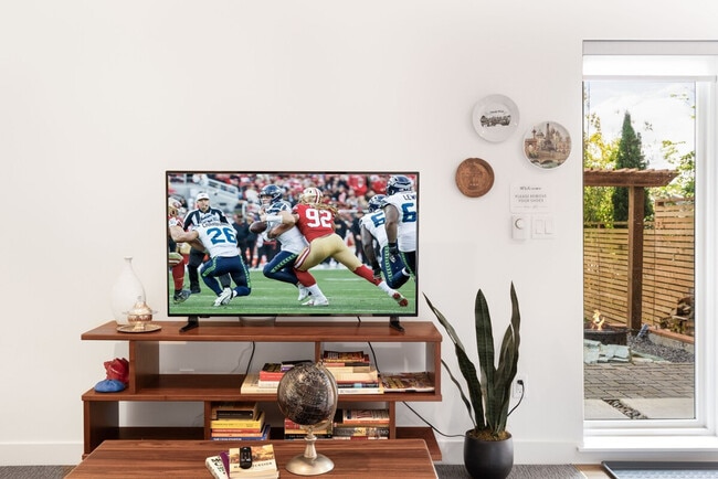 Building Photo - 3826 Meridian Ave N