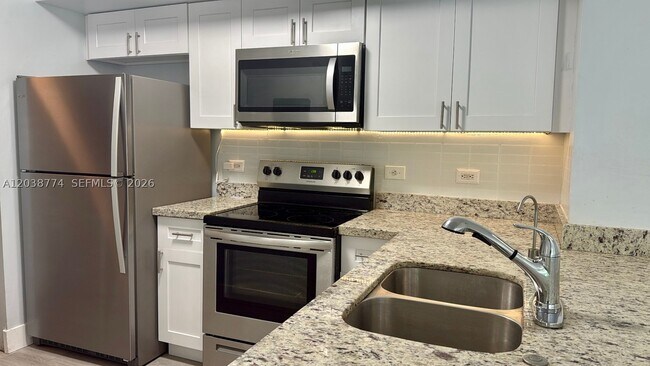 Foto del edificio - 11155 SW 5th St