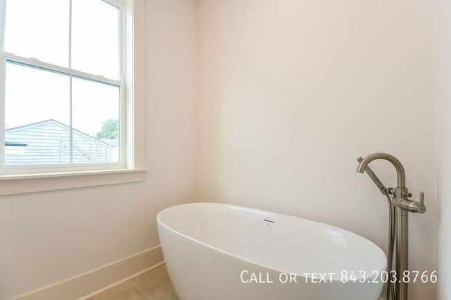 Photo - 12.5 Nunan St House