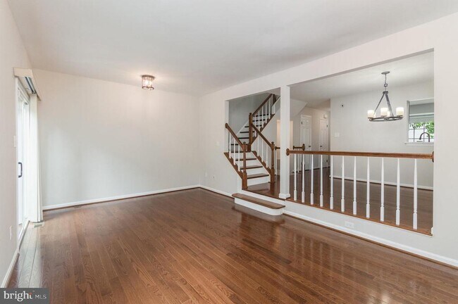Building Photo - 6619 Sky Blue Ct