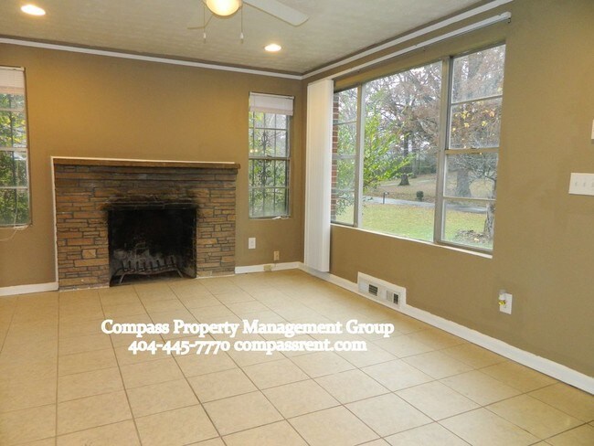 Building Photo - 2036 Windy Hill Rd