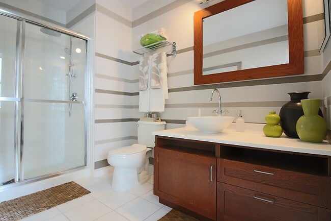 Foto del edificio - 98 E Lake St