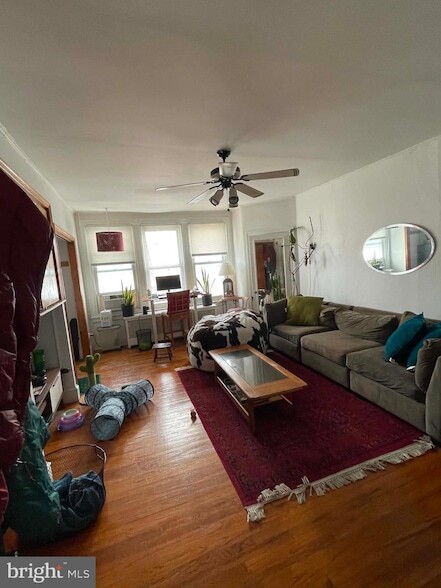 Photo - 5408 Spruce St Apartment