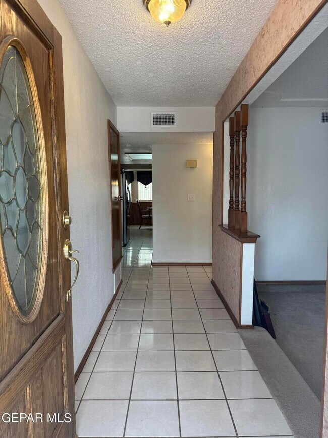 Foto del edificio - 3253 Tomahawk St
