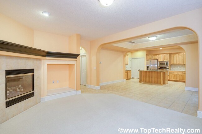 Foto del edificio - BAUER HIGHLAND 4 Bedroom 2.5 Bath Home w/ ...