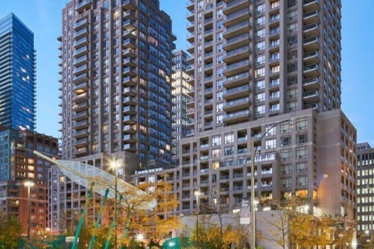 The Bay Club - The Bay Club Apartments