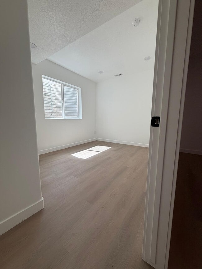 Foto del edificio - 13836 S Greenford Ln