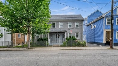 Building Photo - 6 6th St