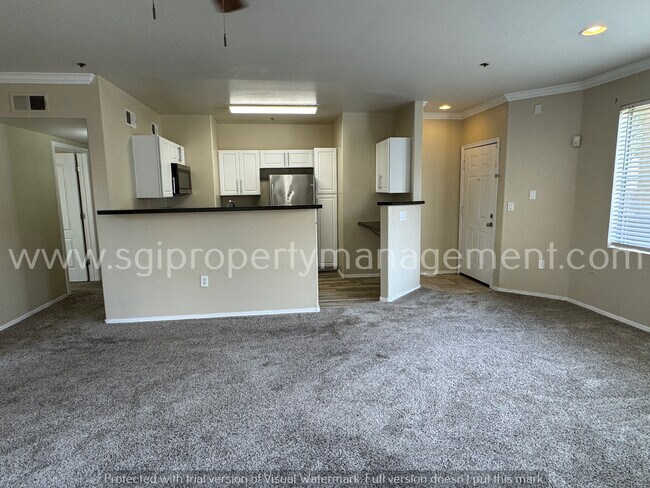 Building Photo - 2134 E Broadway Rd