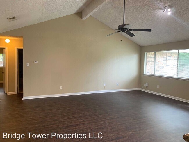 Building Photo - 3 br, 2 bath House - 2621 Carrington Lane