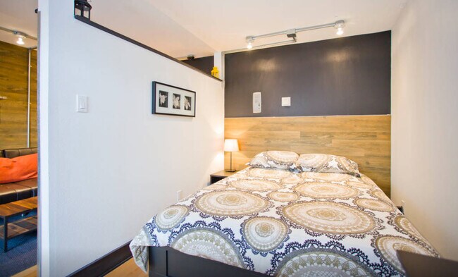 Foto del edificio - 1270 N Marion St