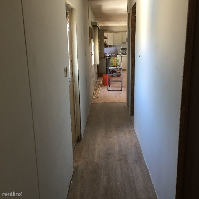 Foto del edificio - 3 br, 1 bath Mobile Home - 986 Glen