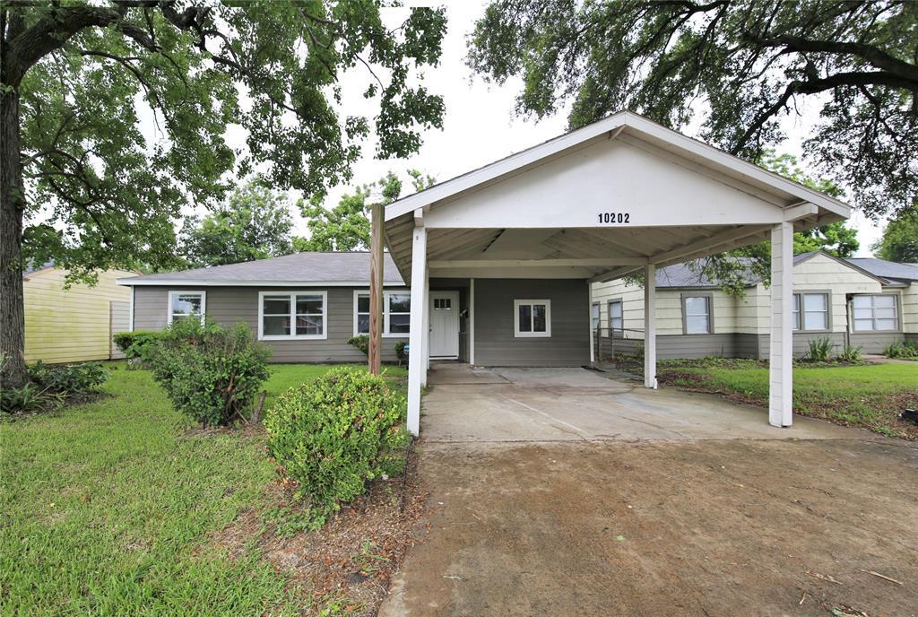 Primary Photo - 10202 Cathedral Dr