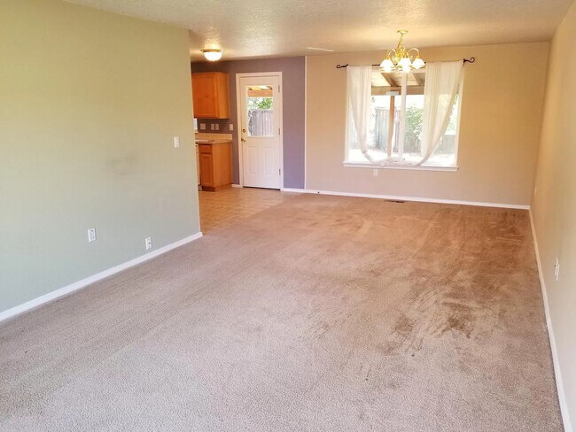 Foto del edificio - 5386 Burbank St N