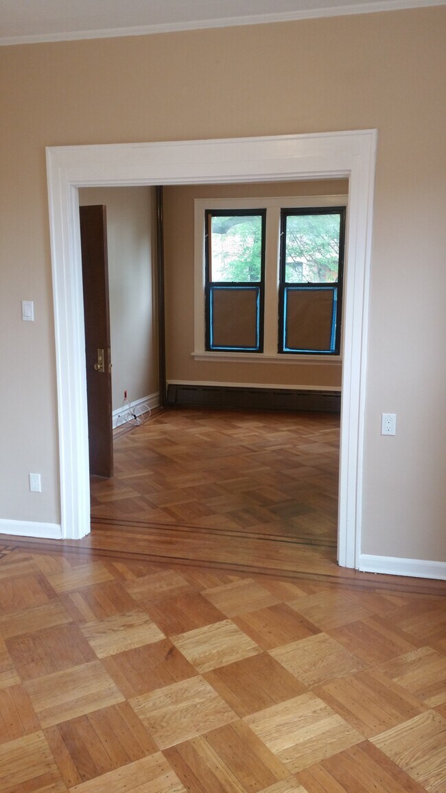 Foto del edificio - Just Renovated - Private Back Yard!