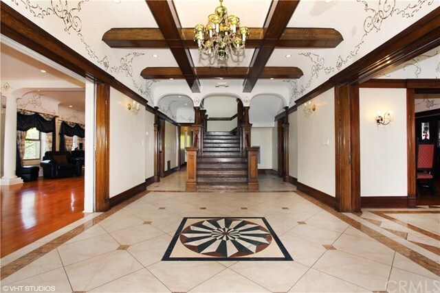 Foto del edificio - 275 Robincroft Dr