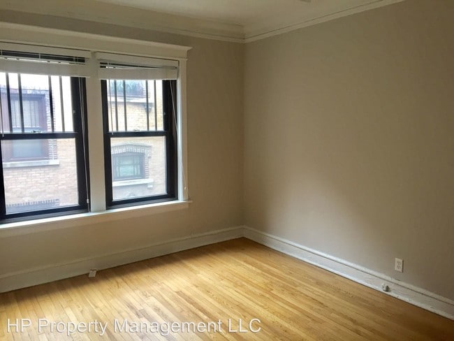 Building Photo - 5439 S Woodlawn Ave