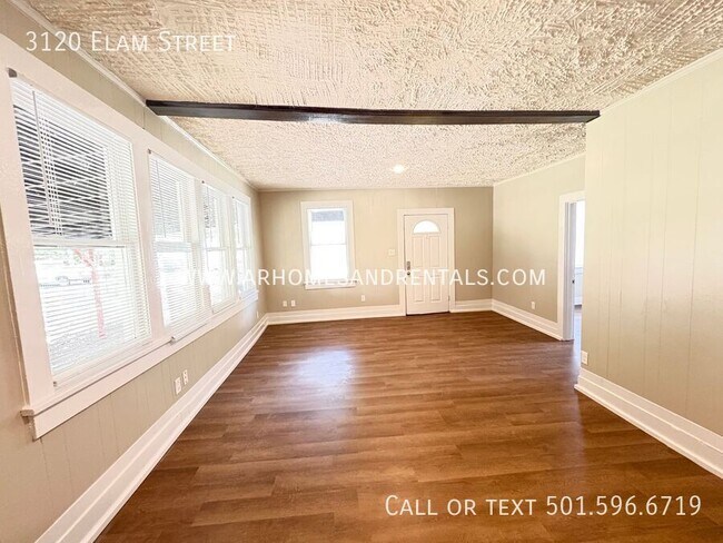 Building Photo - 3120 Elam St