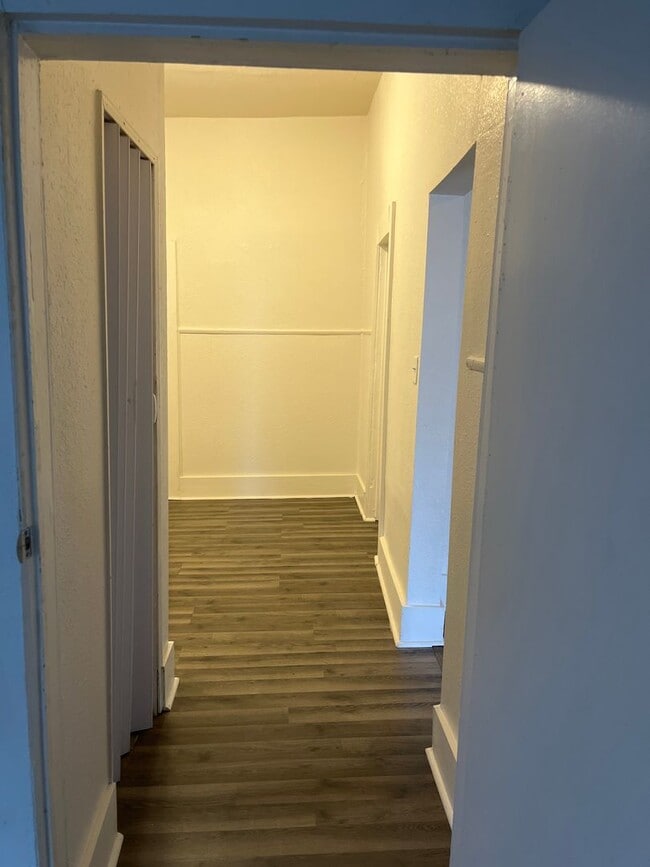 Foto del edificio - 2 BEDROOM HOUSE READY FOR YOU!