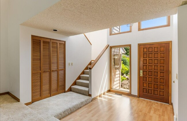 Foto del edificio - Prime Charbonneau Golf Community Location! 2 Bed, 2.5 Bath + Den, A/C, Washer/Dryer and Garage