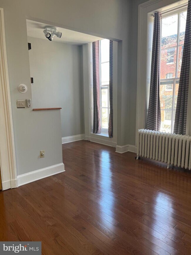 Building Photo - 804 N Calvert St