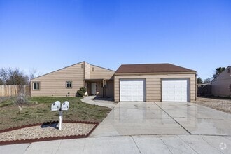 Building Photo - 2768 Siesta Ln