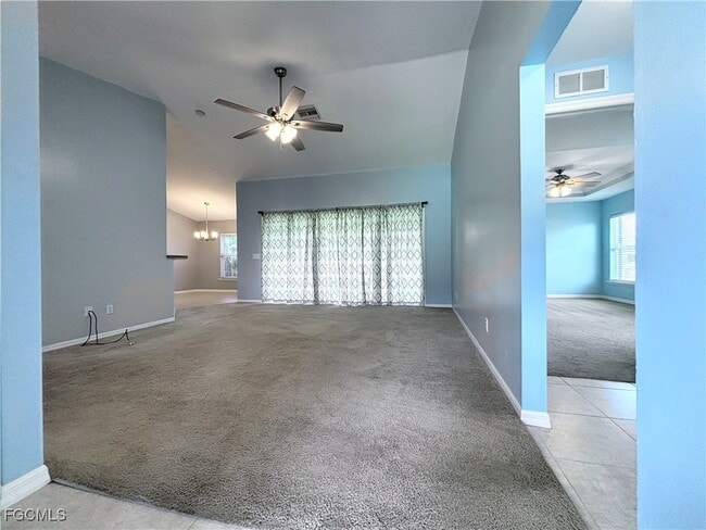 Building Photo - 824 Unger Ave