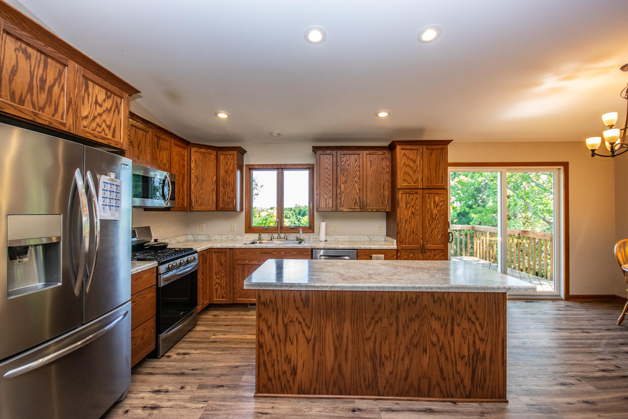 Foto principal - 6247 W Linden Dr