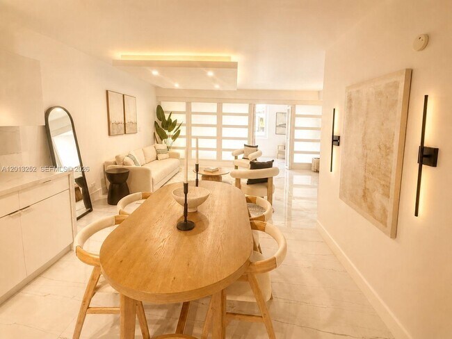 Foto del edificio - 2301 Collins Ave