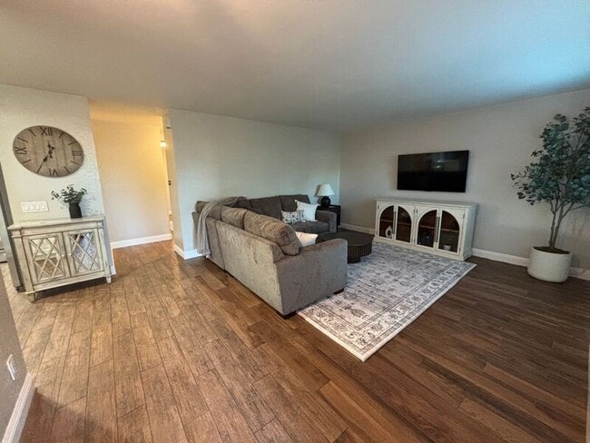 Foto del edificio - 2507 Moss Cir