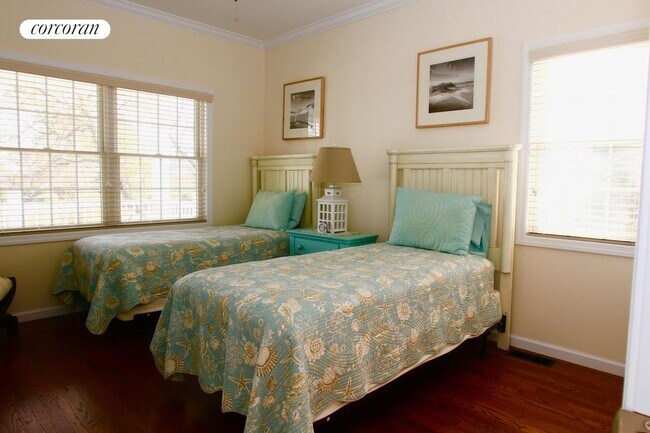 Foto del edificio - 274 Fairview Ave
