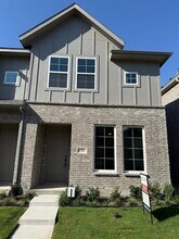 Building Photo - 4703 Stirring Pathway