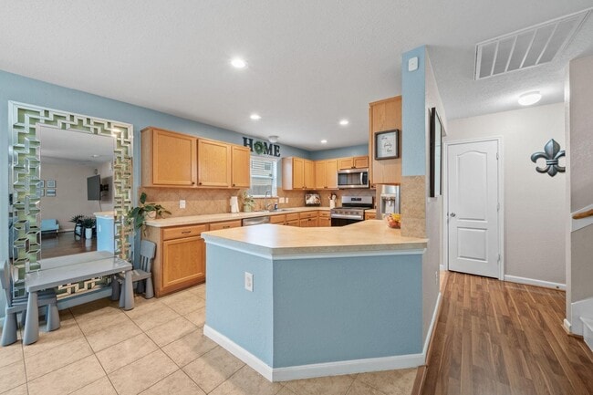 Building Photo - 2903 Valiant Scene Ct
