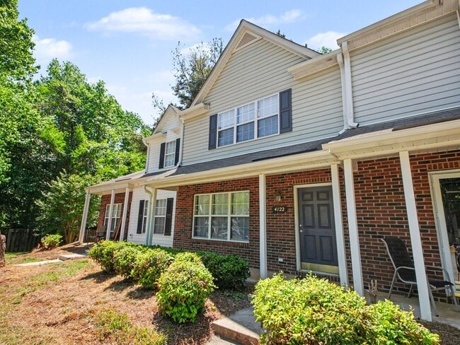 Building Photo - 2 Bed/2Bath Townhouse for RENT!