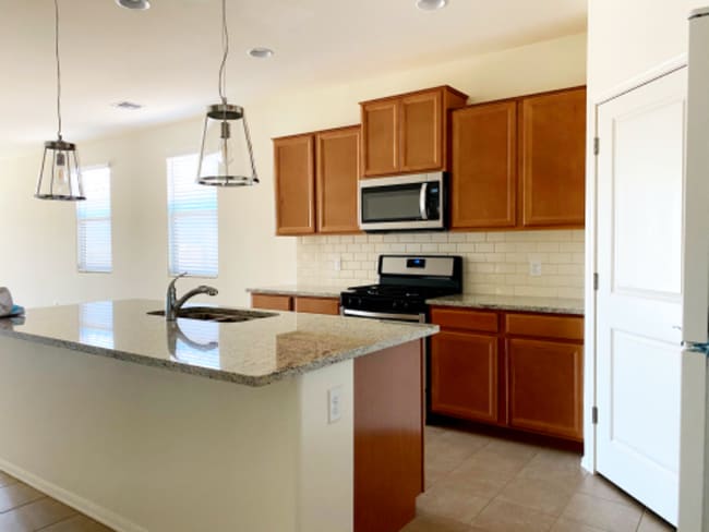 Building Photo - 7212 S Via Gaucho Viejo