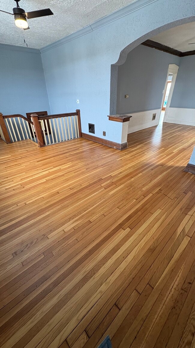 Building Photo - 4554 Morganford Rd