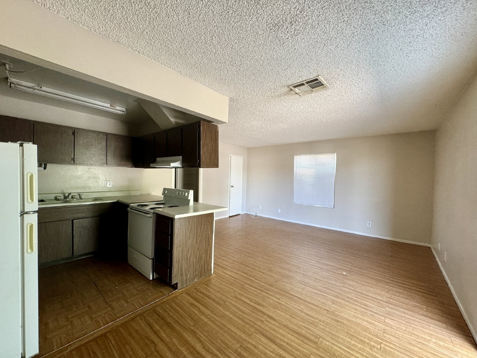 155 Westminster Way Unit #A, Henderson, NV 89015 - Room for Rent in ...