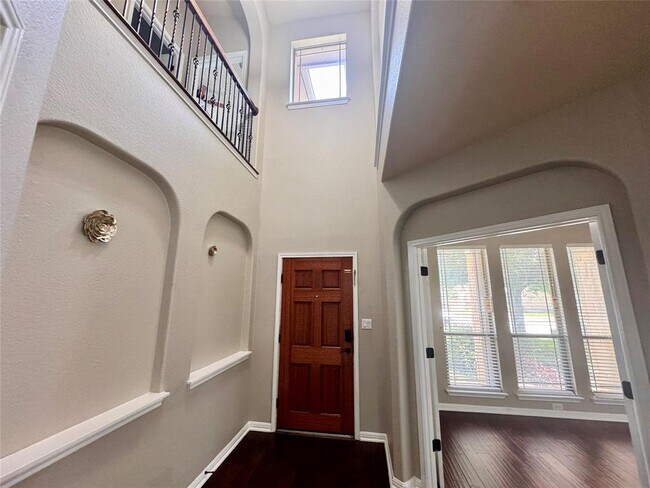Foto del edificio - 416 Buck Ridge Rd