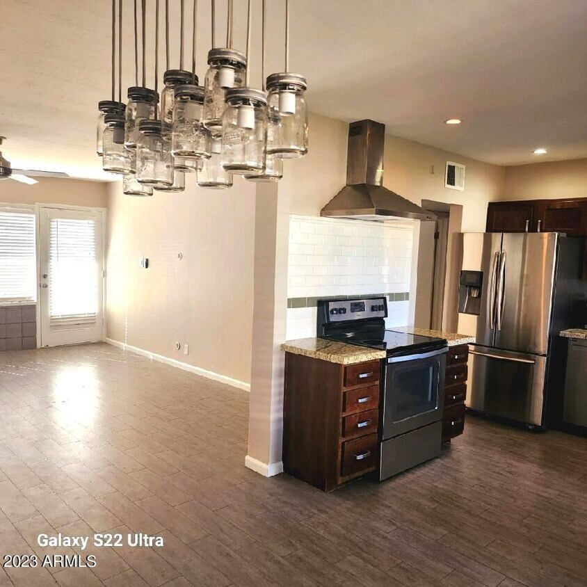 Foto principal - 1018 W Weldon Ave