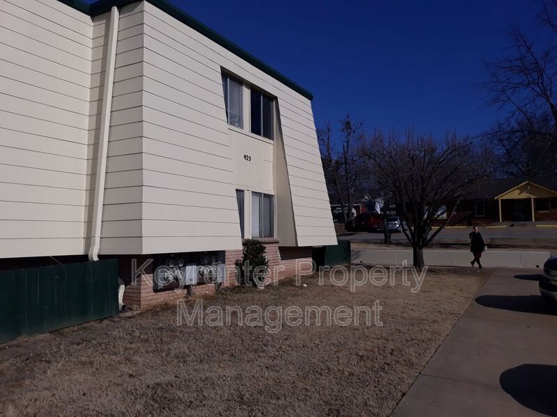 927 S Mission St Unit 21, Sapulpa, OK 74066 Condo for Rent in Sapulpa