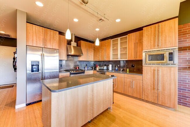 Foto del edificio - 1360 Walnut St