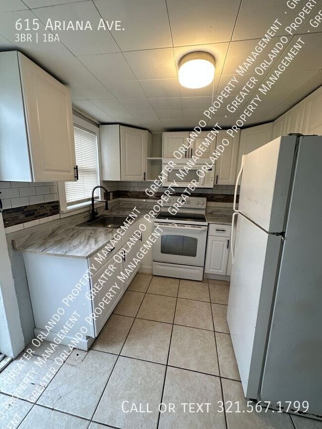 Foto del edificio - 615 Ariana Ave