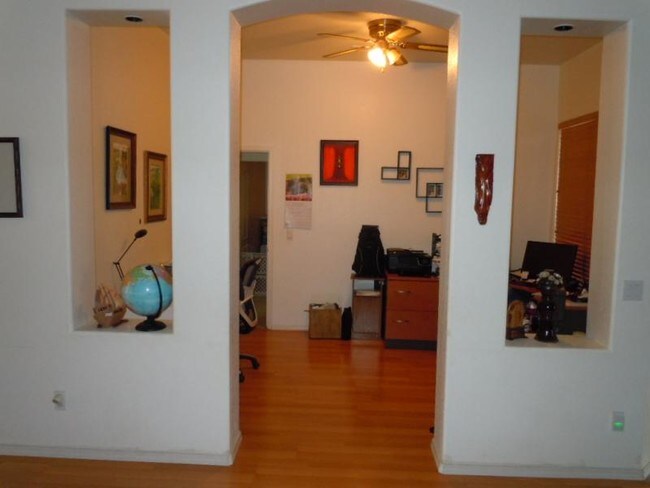 Foto del edificio - 545 N Cambridge St