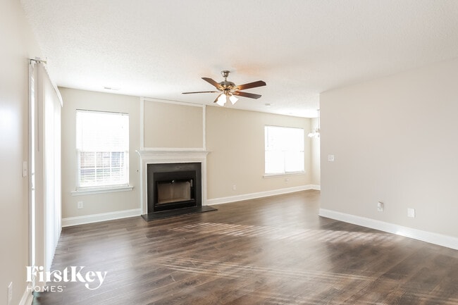 Foto del edificio - 11013 Feather Grass Ln