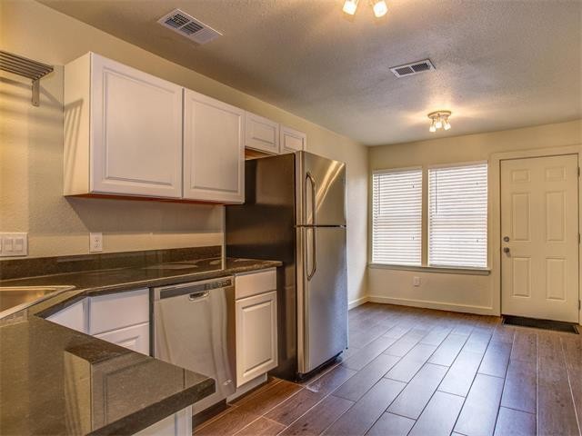 Primary Photo - 6403 Auburn Dr