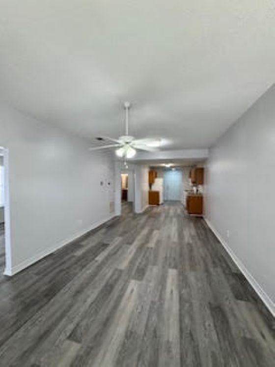 Foto del edificio - 15149 Deer Creek Dr
