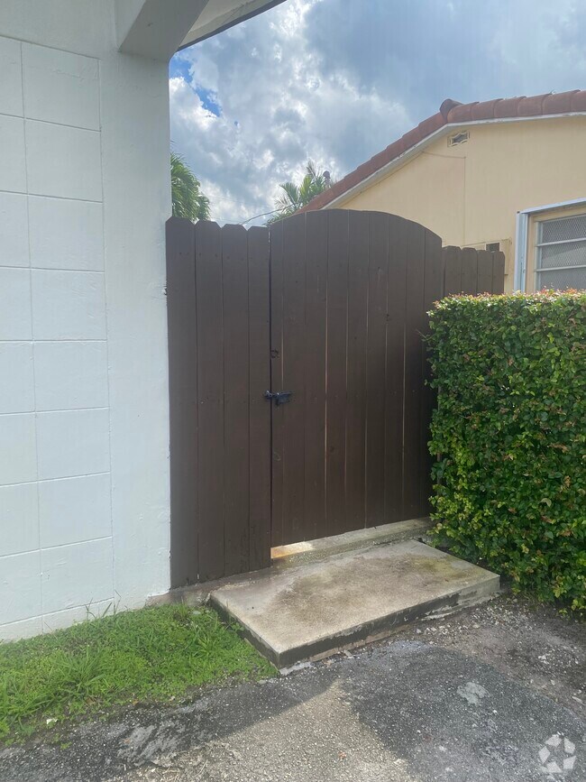 Blue Heights Loft Apartments for Rent Miami, FL 1 Rentals